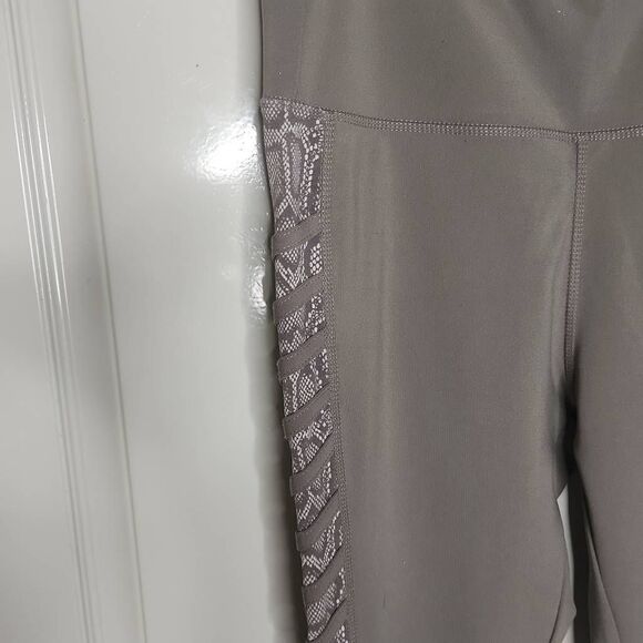 BSP better sports performance taupe snake print fitness leggings women's size L - Picture 3 of 4